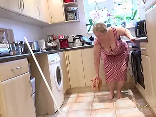 Mature Model XXX 11